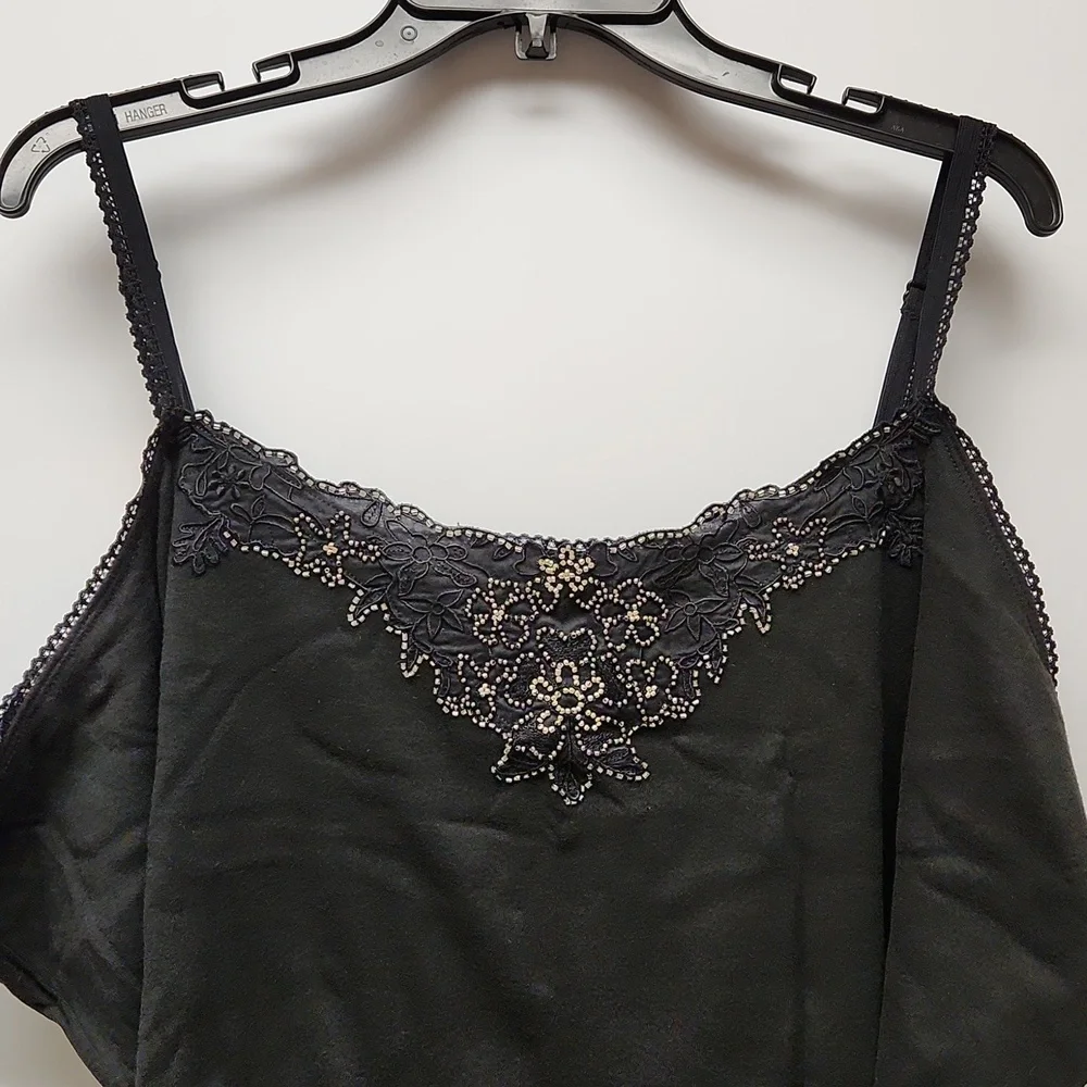 Soft by Avenue Black Floral Bead Tank Top - Size 30 / 32 - Picture 4 of 6